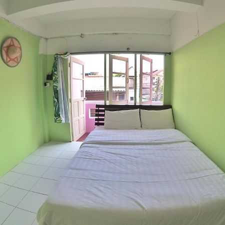 Aparthotel Better House 佰特客栈 Chiang Mai Exterior foto
