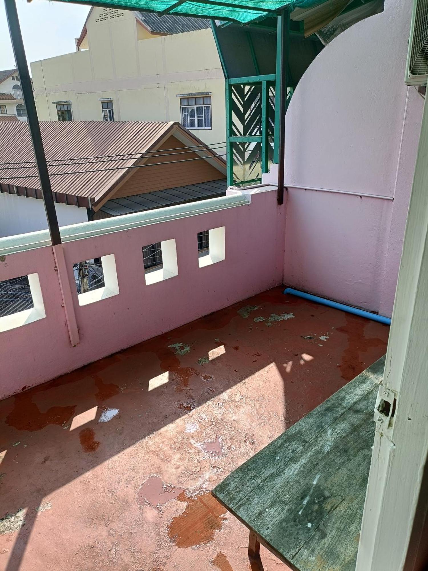 Aparthotel Better House 佰特客栈 Chiang Mai Exterior foto